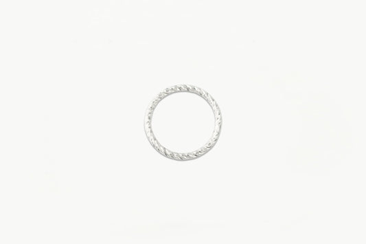 Twist and Shout band ring