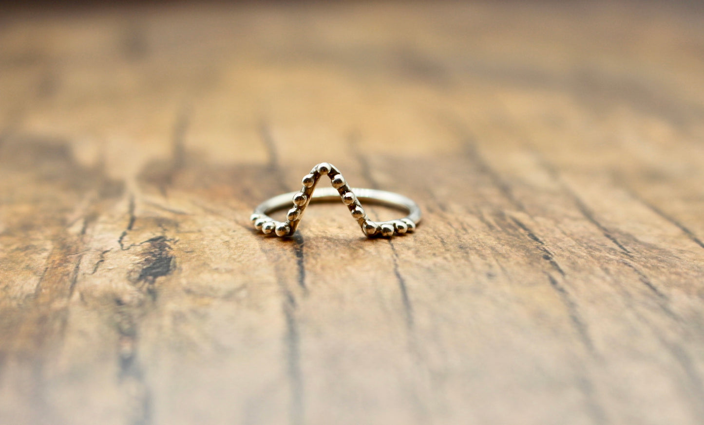 Bubbly V Stacking ring